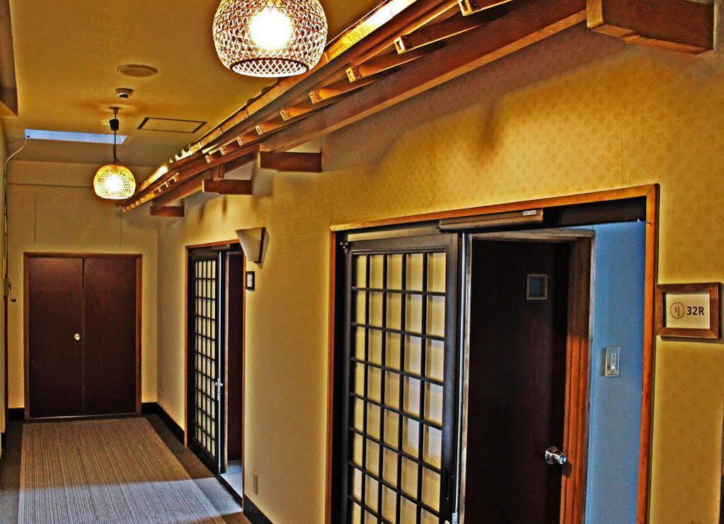 นางาซากิ เฮาส์ บุราบุระ Hotel ภายนอก รูปภาพ